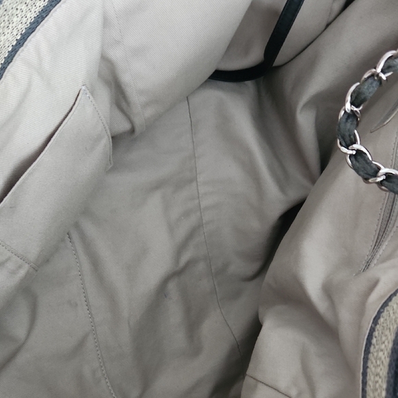 Authentic CHANEL XL Deauville Tote - Picture 5 of 10